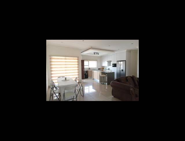 3 BEDROOM HOUSE FOR SALE IN THE ORCHARDS